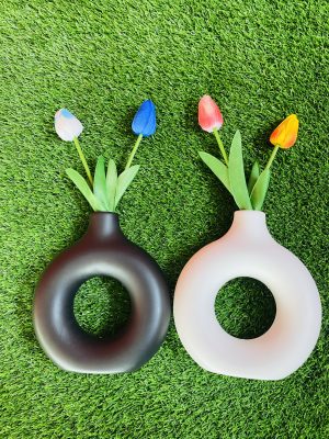 Modern Donut Flower Vase with Artificial Tulip Combo