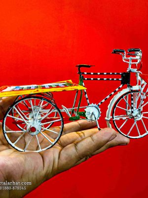 Miniature Handcrafted Van – Rickshaw Painted Showpiece